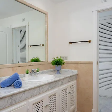 Las Adelfas Apartment *