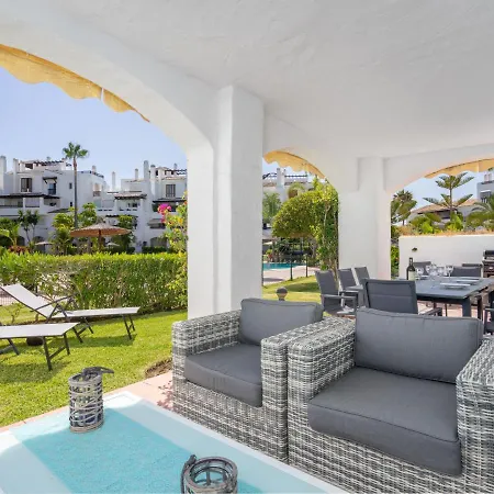 Las Adelfas Apartment